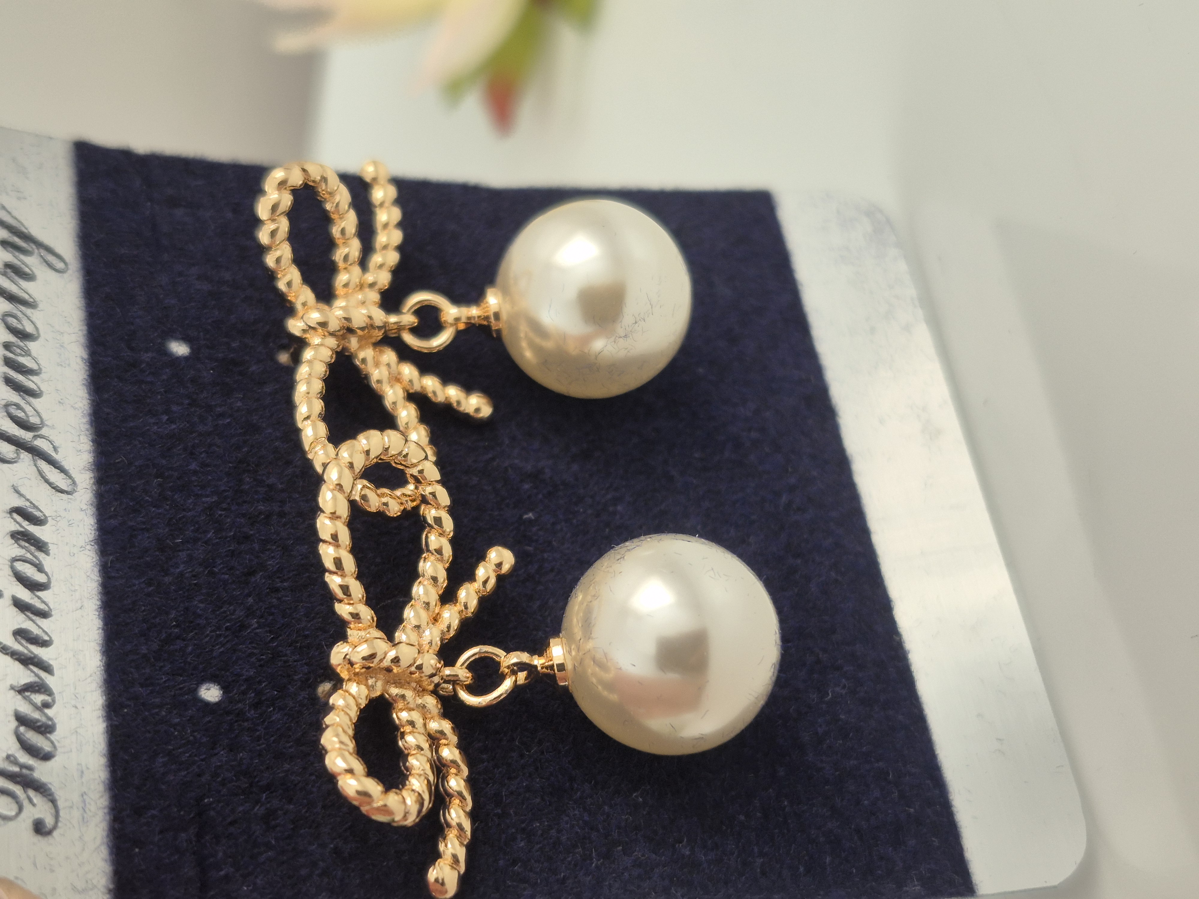 گوشواره مجلسی،استیل